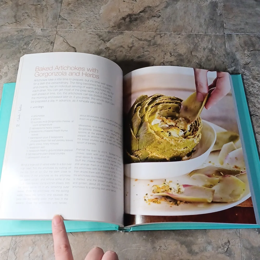 Giada's Kitchen Cookbook Hardback